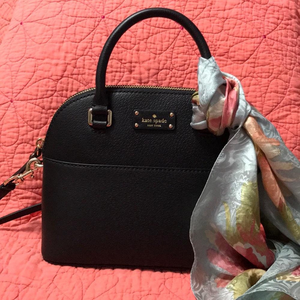 Small Maise black Kate Spade Cameron street purse